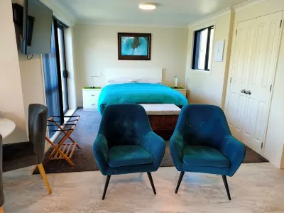 Tikitere Treasure - Peace,  serenity and plenty of birdsong. Studio unit. 지옥문 주변 호텔