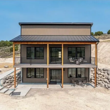 New 3-bedroom in delightful Lava Hot Springs. Bottom unit.