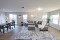 Modern 3BR Home with New Furnishings