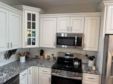 Charming 3-bedroom house in marvelous Mount Sterling with WiFi, AC Отели в г. Монтгомери