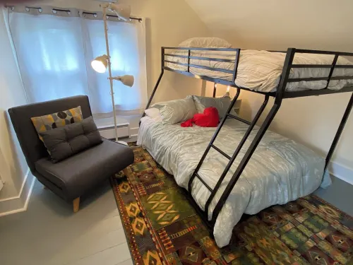 Charming riverfront house near Bolton Landing and Gore Mountain with AC