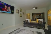 Charming 3-bedroom house in enchanting Fairy Hill with WiFi, AC Hotel a Fairy Hill