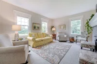 Wolcottville Farmhouse: 18 Mi to Shipshewana - Homestays