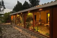 Mi Refugio RÎØ 150 years BBQ Farm Hotels in Guasca