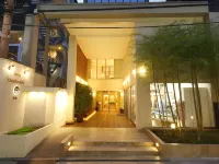 Hotel Hanakomichi Hotels near KINTETSU-NARA