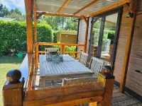 Modern chalet with cozy porch: the Veluwe Feel Good Hotels in Epe