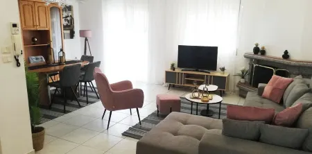 Family Spacious Apartment Veria