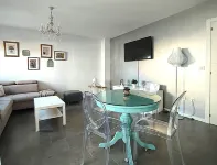 Apartment 2 minutes from the beach! Ideal for a few days with family and couples.