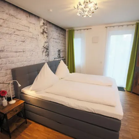 ART City-Studio 12 Kassel Fulda-Ufer, 3 bedrooms, terrace, balcony, up to 8 persons