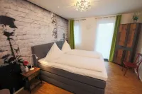 ART City-Studio 12 Kassel Fulda-Ufer, 3 bedrooms, terrace, balcony, up to 8 persons - balkon
