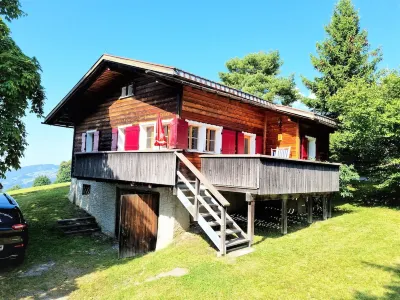 Haus Rheintalblick mit Fantastischem Rundblick โรงแรมใน