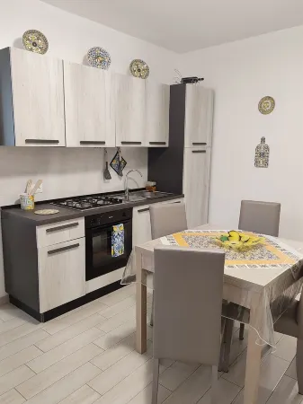 Cozy renovated apartment in the center a stone's throw from the port ofTrapani