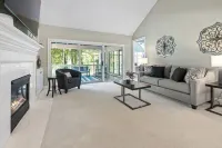 The Big Golf House- 10 miles to Clemson