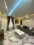 Luxury & Modern Self Check-In Apts near Airport M03b