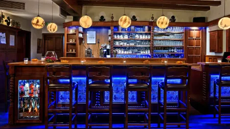 Altes Gasthaus Kuhr - Hotel & Restaurant Отели в г. Папенбург