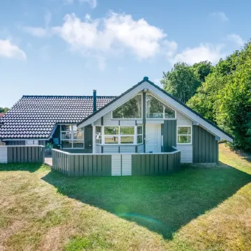 "Stryd" - 150m from the Sea