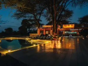 エレファントロッジ