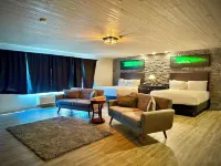 Ramada by Wyndham Copper River Inn