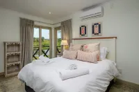 San Lameer Villa Rentals 10430