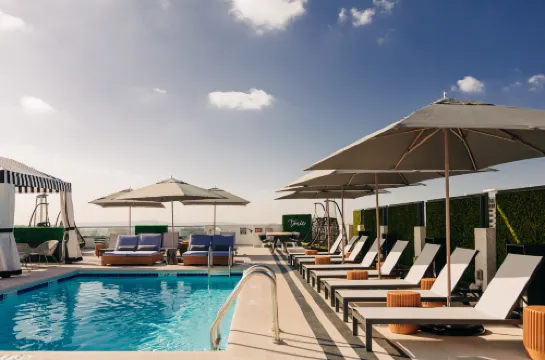 몬트로즈 앳 비벌리 힐스