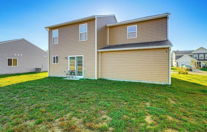16 Mi to Louisville: Pet-friendly Getaway!