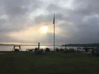 Beautifully renovated Crooked Lakefront Condo 1 Bed & 1.5 Baths-Legacy Up North