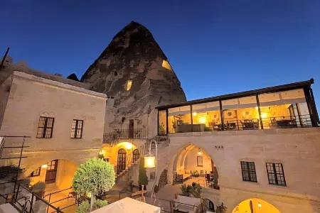 Mithra Cave Cappadocia Отели в г. Горем