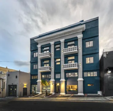 瓦爾迪斯港酒店 鄰近San Juan Cruise Port Terminal的酒店