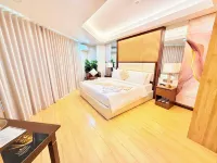 Chateau de Maisons Suites