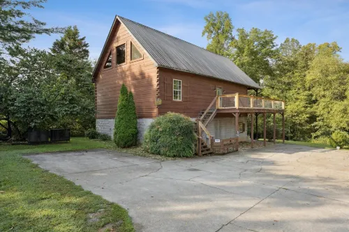 River View Dog Friendly Game Room w Hot Tub