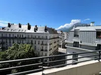 Apartments for 5 People