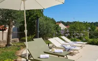 Hedera Estate Villa Hedera XVIII - Homestays