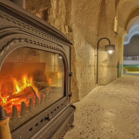 Eka Cave Maison