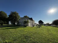 Château de Neyran Chambre d'hôtes & Spa Hotels in Le Verdon-sur-Mer