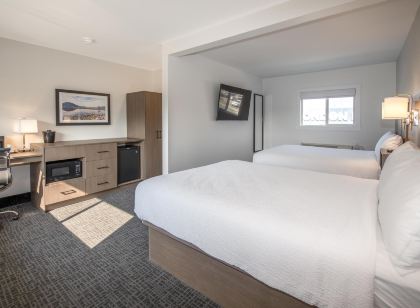 Coast Penticton Hotel