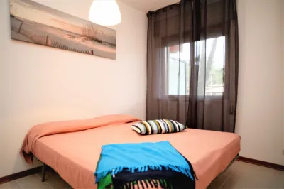 Downtown modern apartment for four people by Beahost Rentals Hotels near Beach Office 1 - Dutch Flag