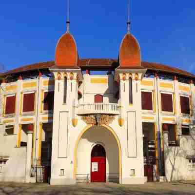 Relaxing Garden Retreat in Dax Hotel Exterior