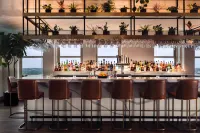Kimpton HARPER HOTEL by IHG - bar