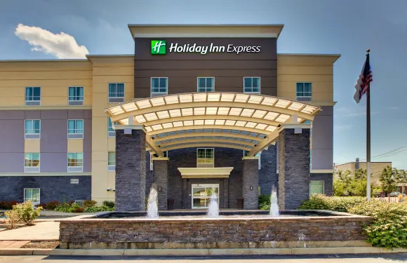 Holiday Inn Express 奇克託瓦加