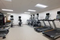 سبرنجهيل سويتس باي ماريوت - نادي رياضي