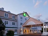Holiday Inn Express & Suites FREEPORT - BRUNSWICK AREA by IHG Hotels in Freeport