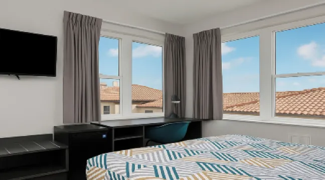 Motel 6 San Diego, CA - Downtown