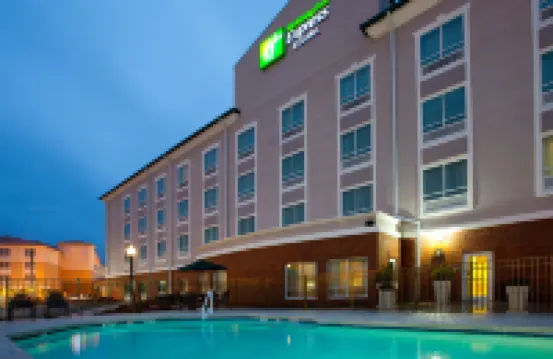 Holiday Inn Express & Suites VALDOSTA WEST - MALL AREA by IHG
