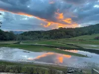 Heated Pool Retreat & Stunning Fall Foliage Await!