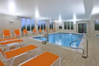 Hampton Inn Bar Harbor - Pools