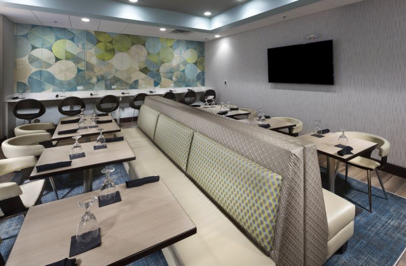 Holiday Inn & Suites Arden - Asheville Airport by IHG photo 5