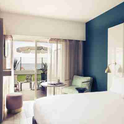 Hôtel Mercure Villeneuve-Loubet Plage Rooms