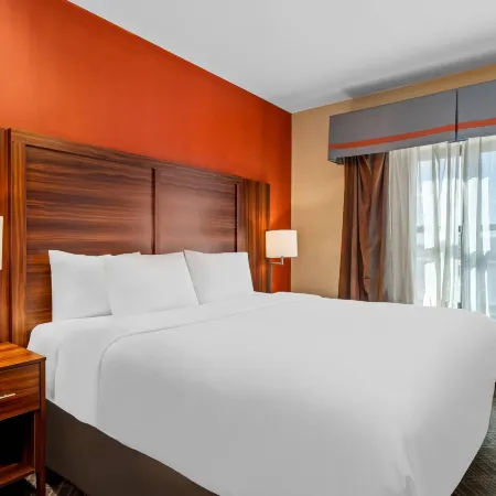 Comfort Suites