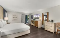 Paradise Point Resort & Spa