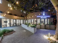 Johann Strauss Hotel Hotels near Floreasca Park